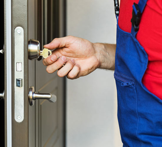 Residential Locksmith Nuevo