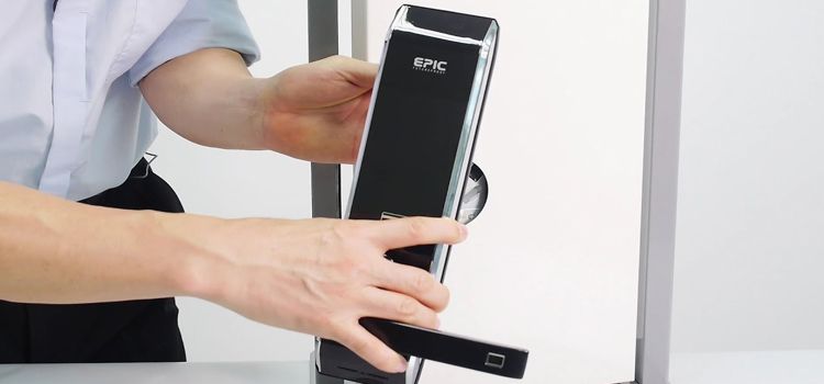 Digital Lock Installation Nuevo